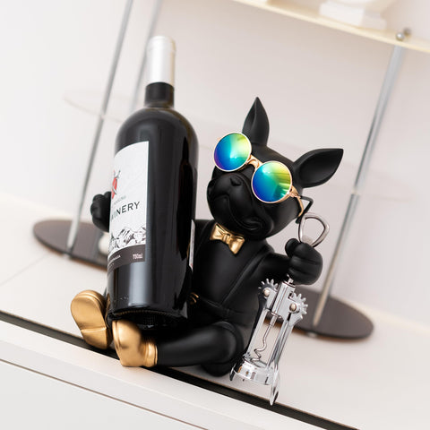 juju GOODS sujeta-botellas Bulldog, ideal para vitrinas y superficies planas.