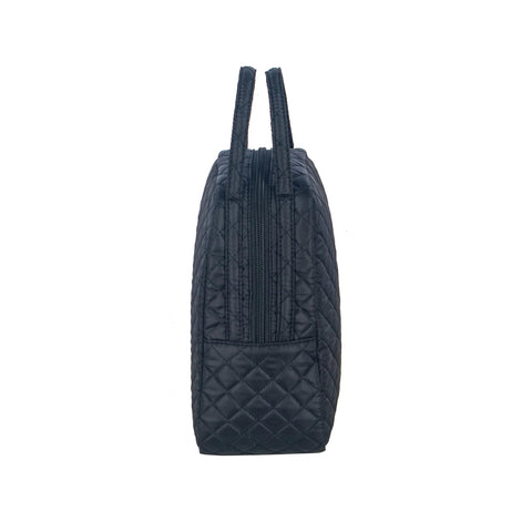 Dimensiones compactas caben en mochila o bolso.