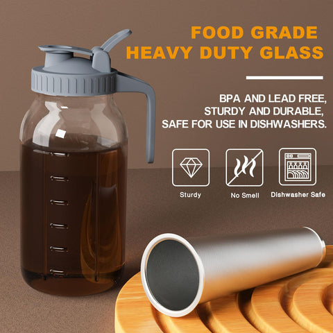 Tapa abatible de JunVpic evita caídas y goteos al verter.