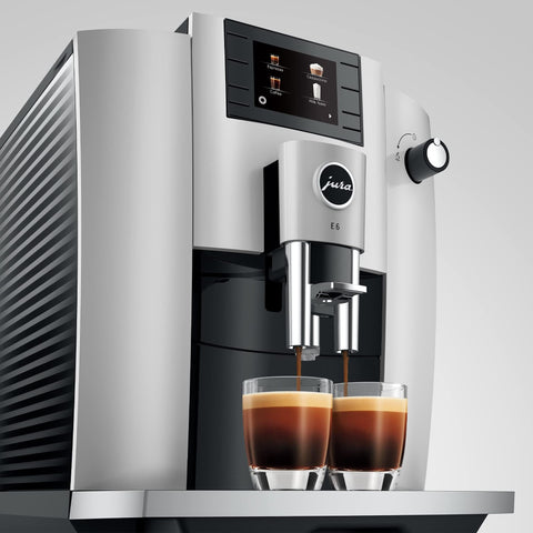 JURA E6 Platinum 15465, espuma de leche perfecta para cappuccino.