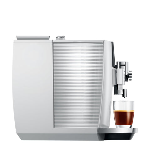 Jura J8 Twin molinillos cónicos de alto rendimiento aseguran molienda consistente