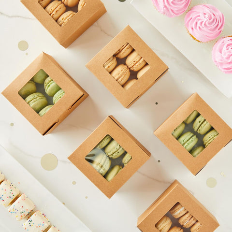 Juvale cajas pasteleria con ventana destacan mini postres y cupcakes con presentación clara