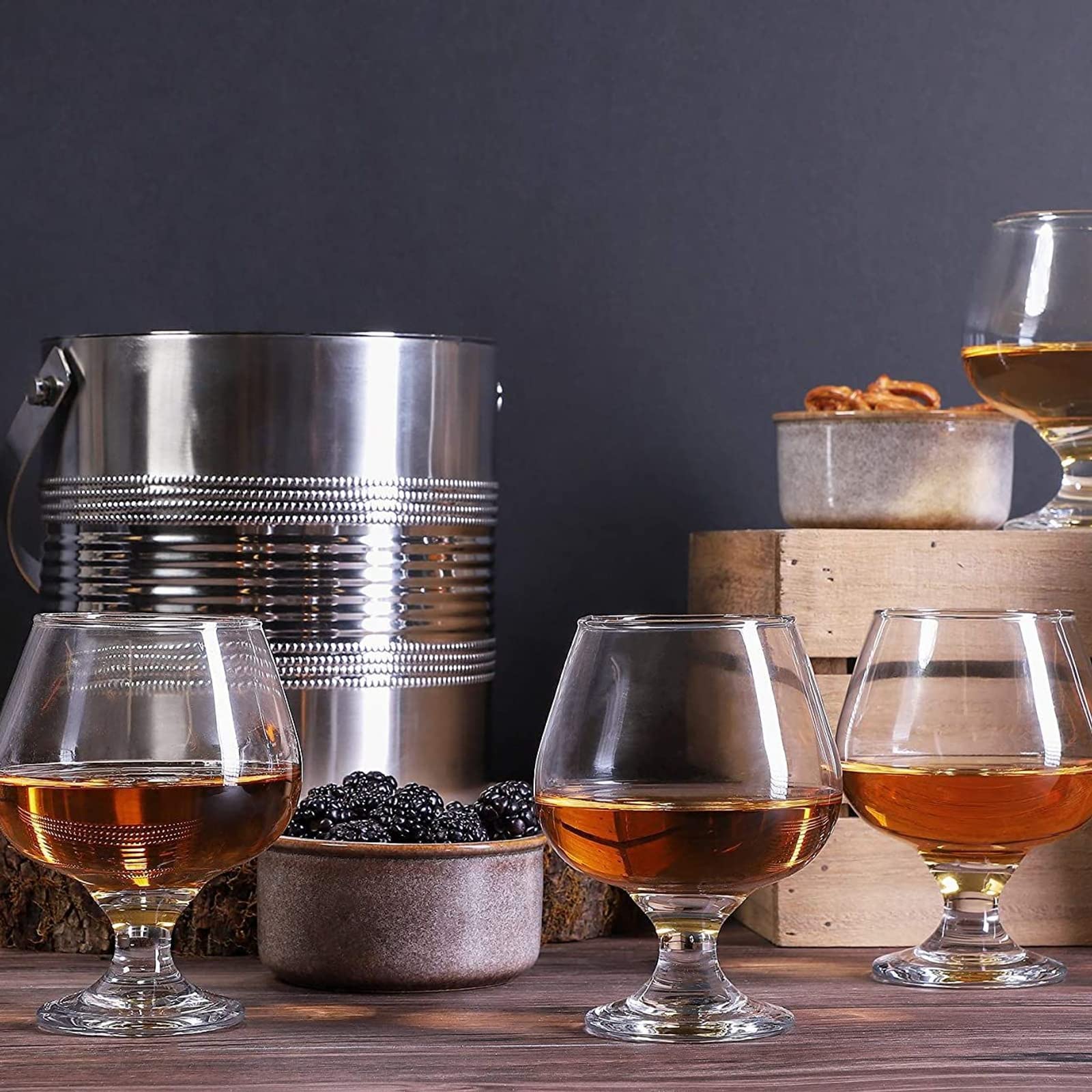 Copa Juvale de brandy con diseño elegante de 5 pulgadas para sorbos refinados.