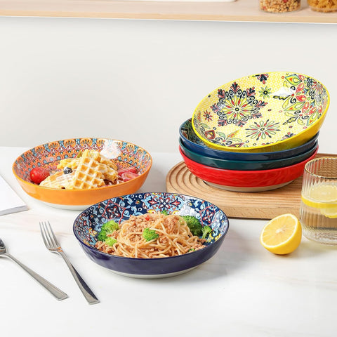 KitchenTour: diseño bohemio colorido que realza la presentación de platos.