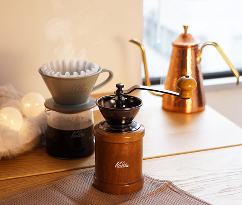 Kalita Carita, acabado arena-beige para una estética elegante