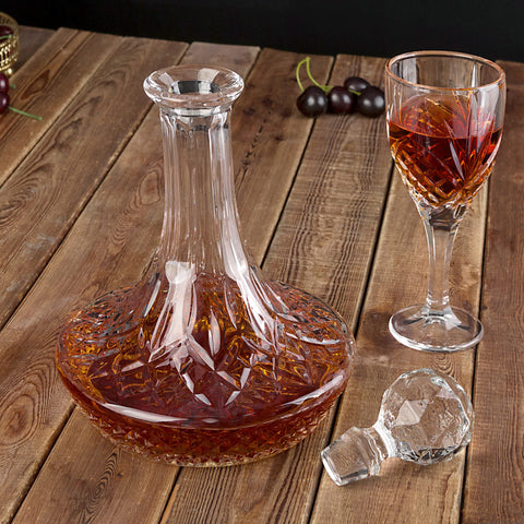 KANARS decantador airea el vino y libera aromas sutiles.
