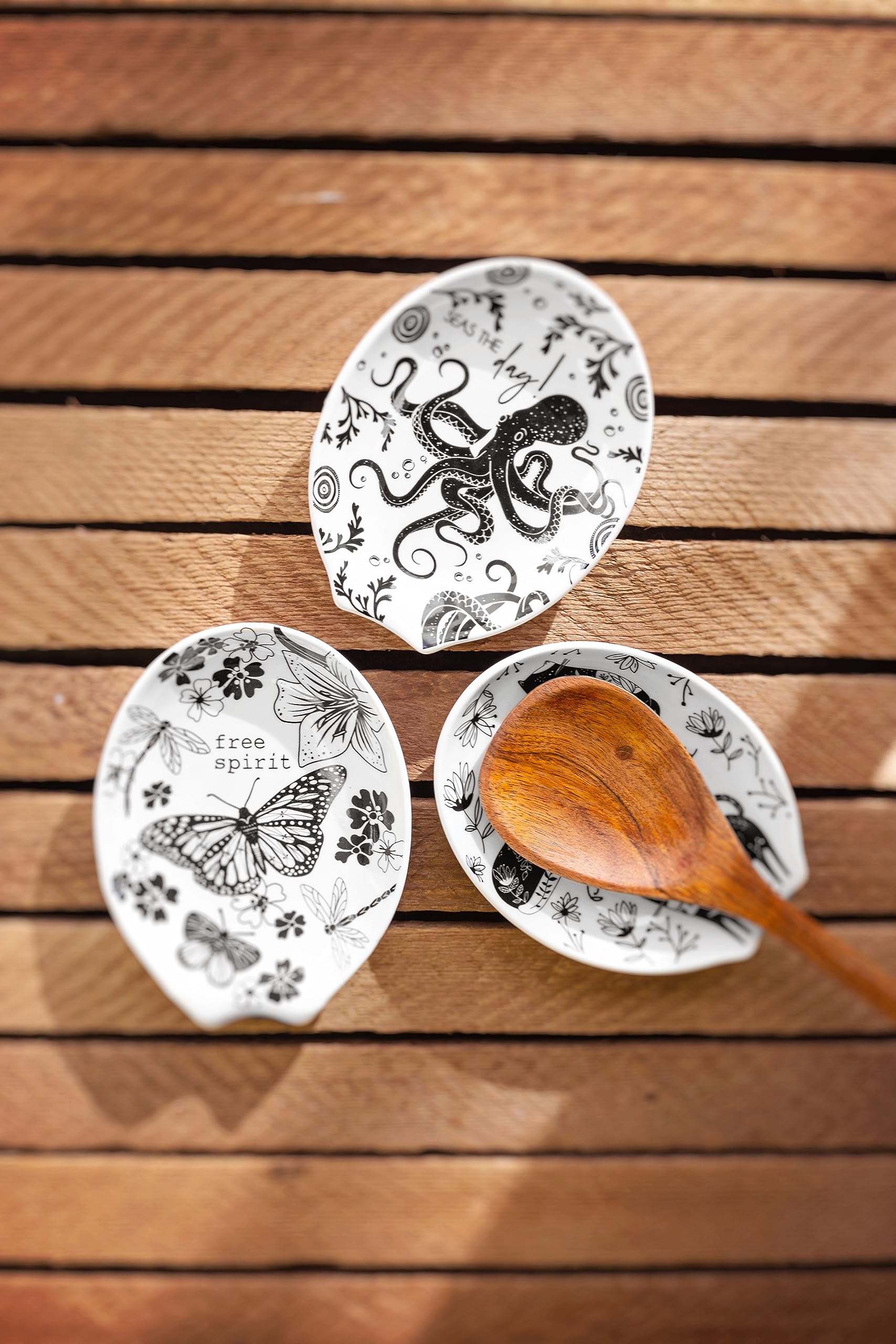 Karma Boho reposacucharas - detalle ave colibrí, decoración decorativa para la mesa.