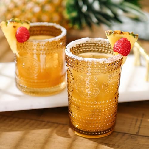 Vaso Kate Aspen con hobnail y relieve floral en ámbar.