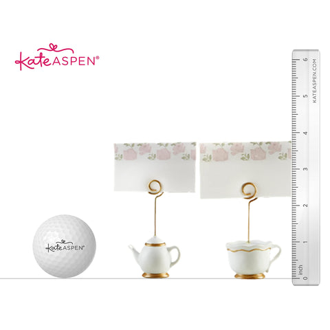 Kate Aspen Hora del Té Capricho: taza porta-tarjetas rosa, toque romántico en la mesa.