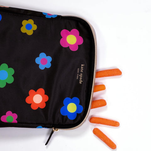 cierre zip de kate spade new york para abrir y cerrar con facilidad