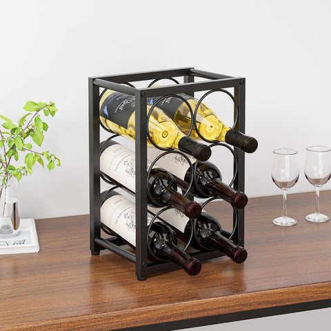 Kawaiita diseño moderno negro realza el estilo de la cocina o comedor.