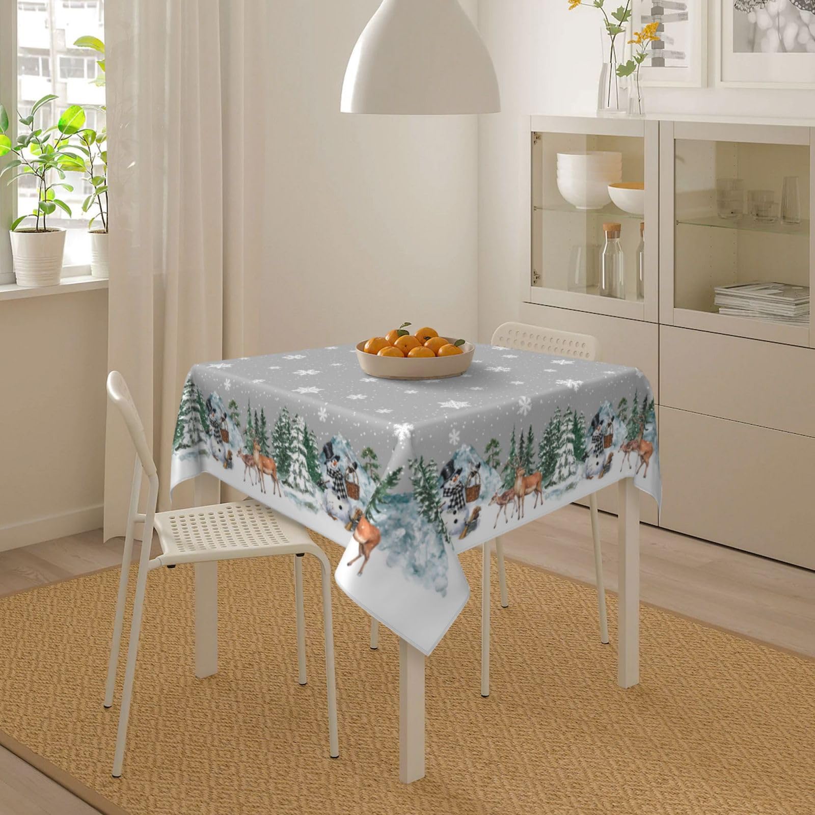 Mantel Kawani protege la mesa con un material duradero de poliéster