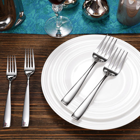 KEAWELL Louis utensilios de mesa con acabado espejo, añaden elegancia a la mesa.