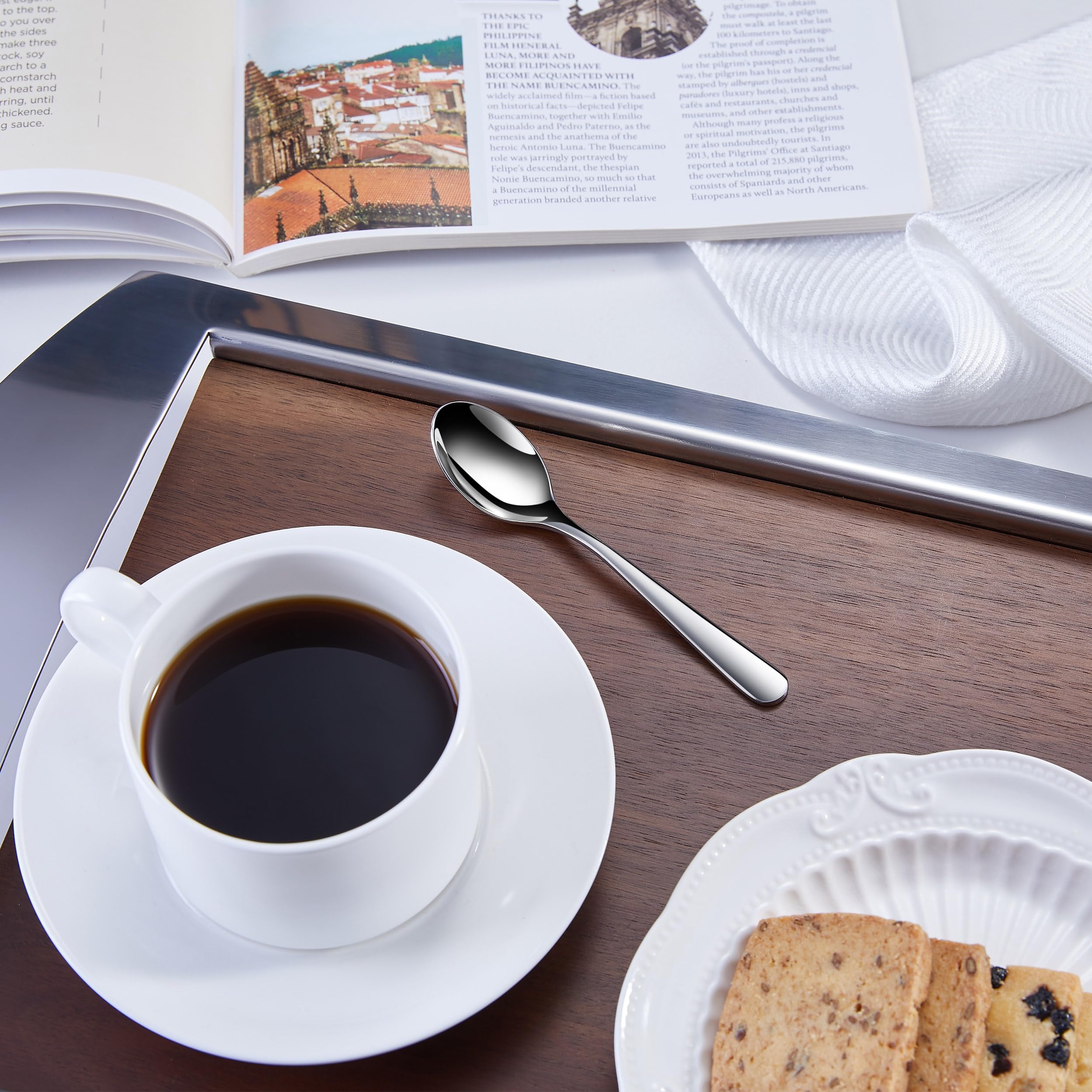 KEAWELL Louise demitasse: acabado pulido realza la crema del espresso