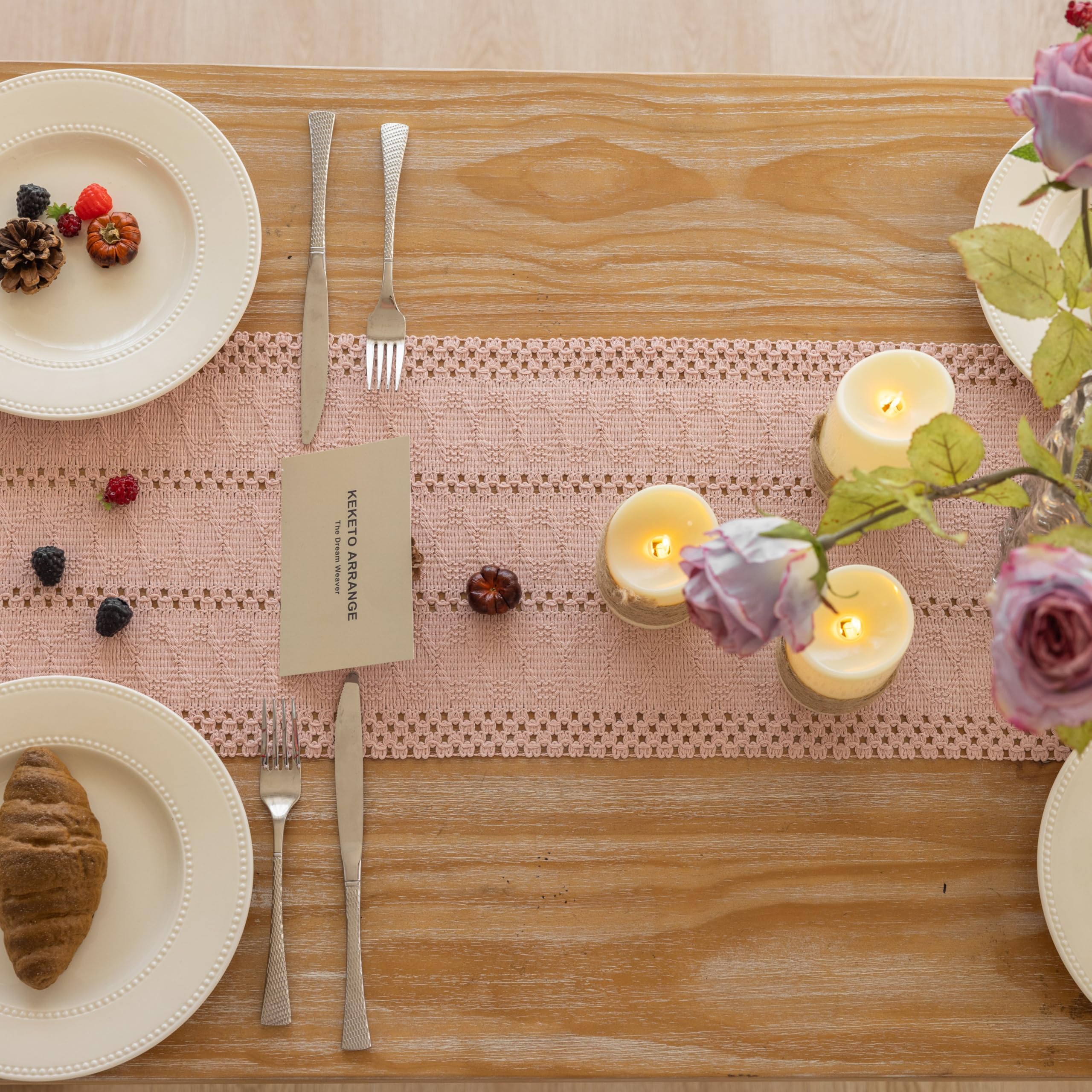 Camino de mesa rosa Keketoarrange para San Valentín, ambiente cálido