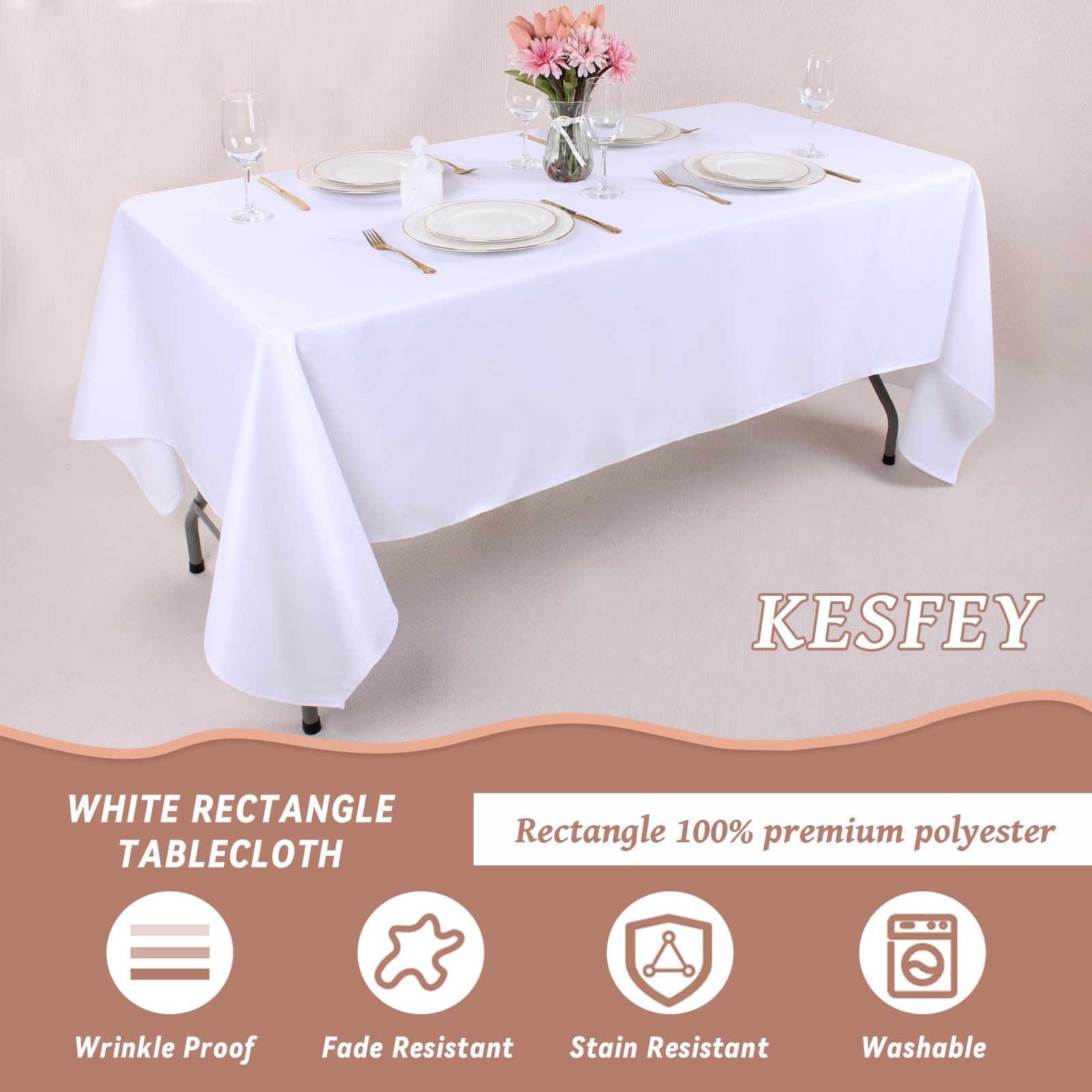 Mantel Kesfey blanco rectangular en mesa de fiesta interior