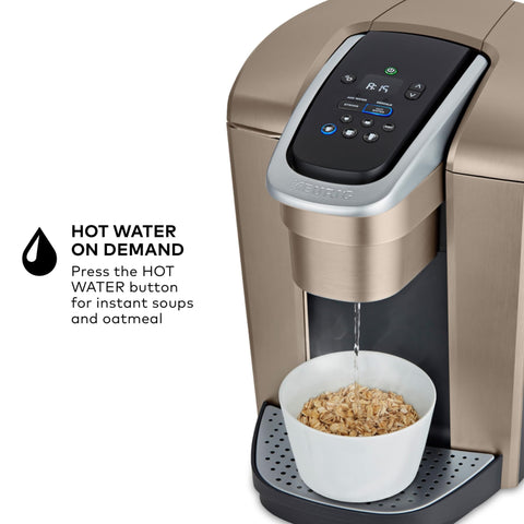 Keurig K-Elite, bandeja de goteo desmontable para limpieza rápida.