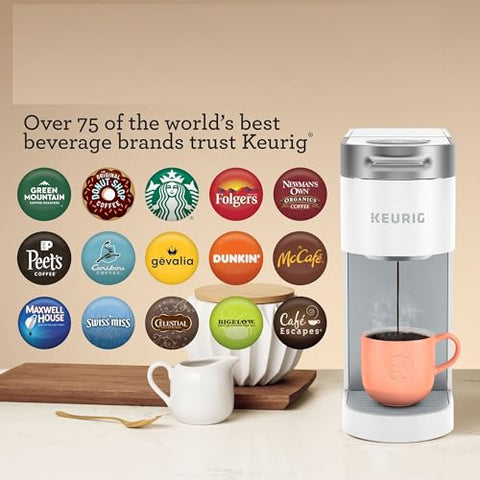 Keurig K-Slim diseño eficiente y ahorro de energía.