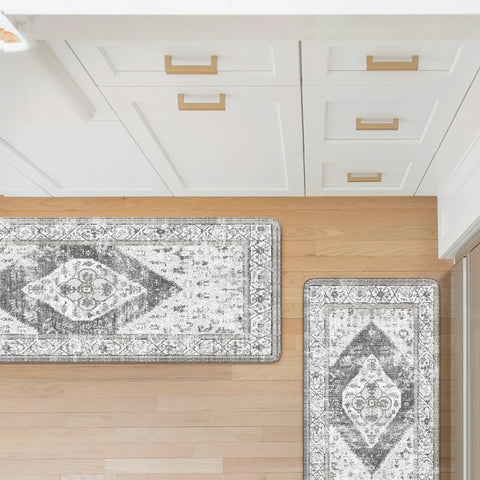 Decoración vintage de la alfombra, diseño que combina con cocinas modernas.