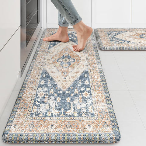 Alfombra KIMODE de cocina azul y dorado, rectangulares, ideal para zonas de alto tránsito.