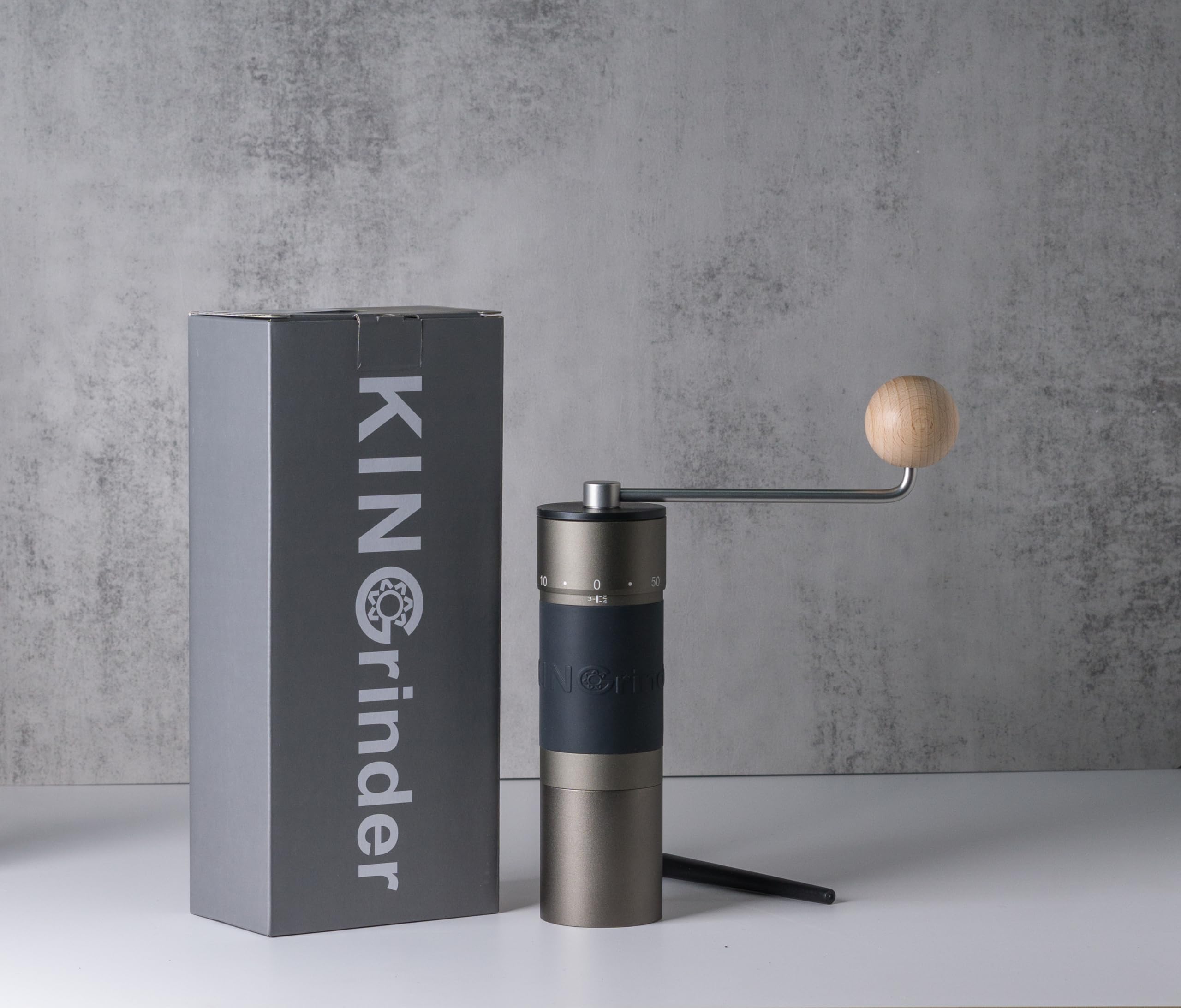 KINGrinder K6 diseño metálico robusto para uso duradero.