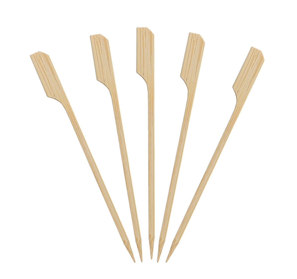 Palillos KingSeal de bambú verde natural de 4,5 pulgadas listos para servir.