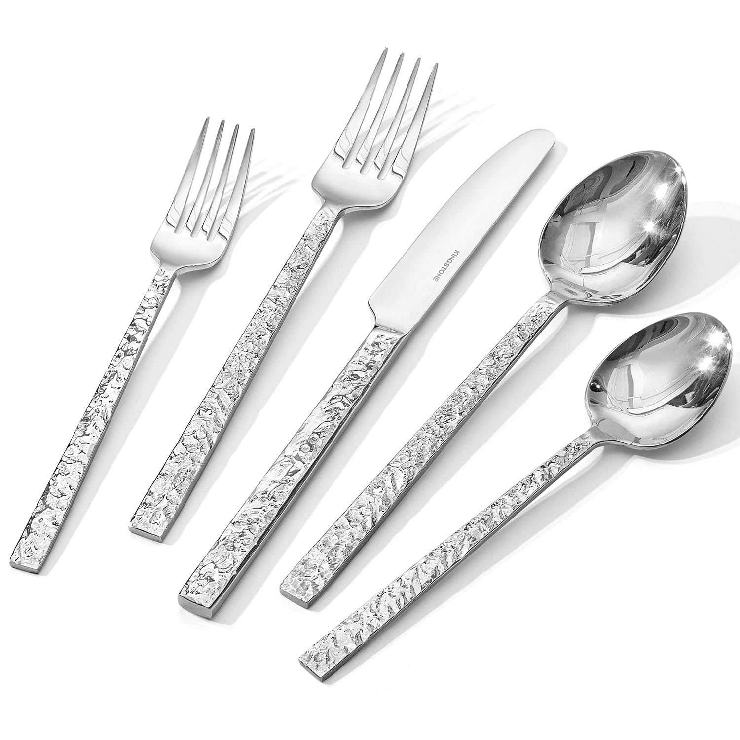 Conjunto KINGSTONE de cubiertos martillados de 60 piezas, ideal para cenas formales.
