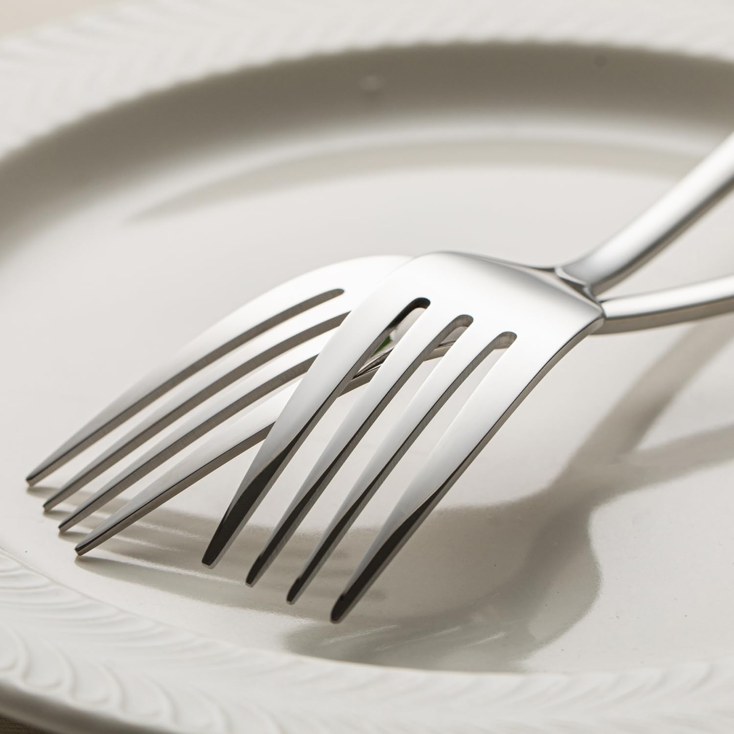 Kingstone tenedor de cena acabado espejo para cenas formales y casuales.
