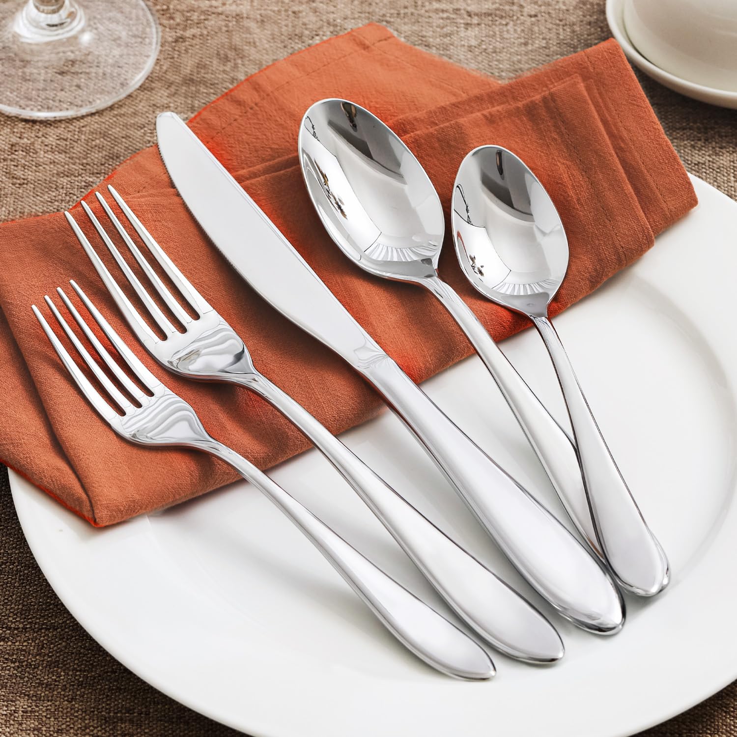 Kingstone: tenedores de cena en acero inoxidable, resistencia para comidas repetidas.