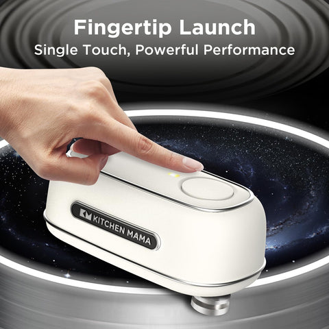 Kitchen Mama Orbit One se recarga con USB-C para uso continuo en casa o fuera.