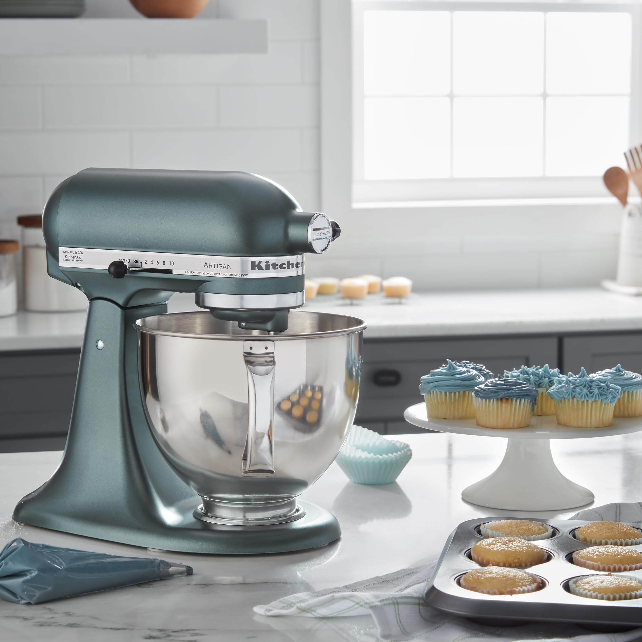 Accesorios disponibles para KitchenAid Artisan, ampliando funciones como picar y amasar.