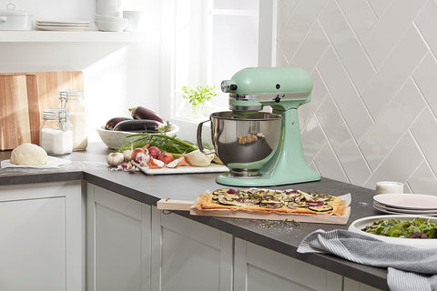 KitchenAid Artisan 5 cuartos, disponible en más de 20 colores para tu cocina