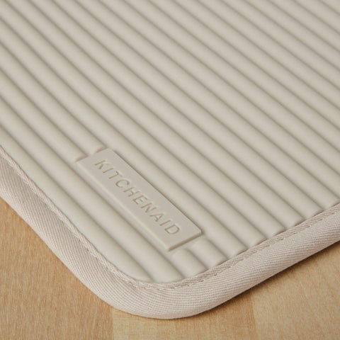 KitchenAid primer plano textura acanalada de silicona ofrece mejor agarre