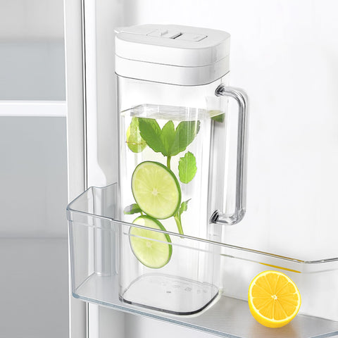 KitchenPrima SlimFit jarra 64oz con tapa para conservar bebidas frescas