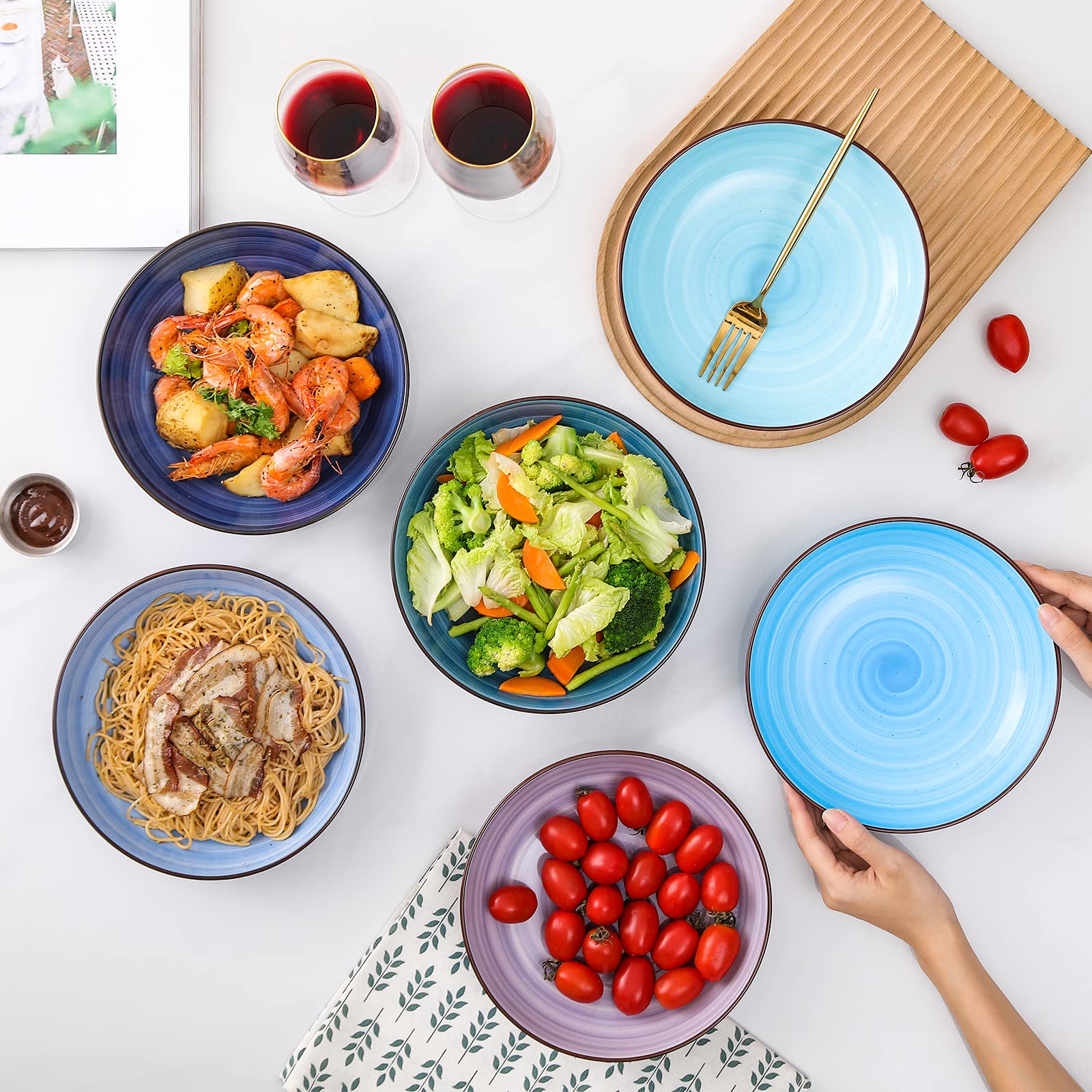 Colores vibrantes KitchenTour que alegran la mesa