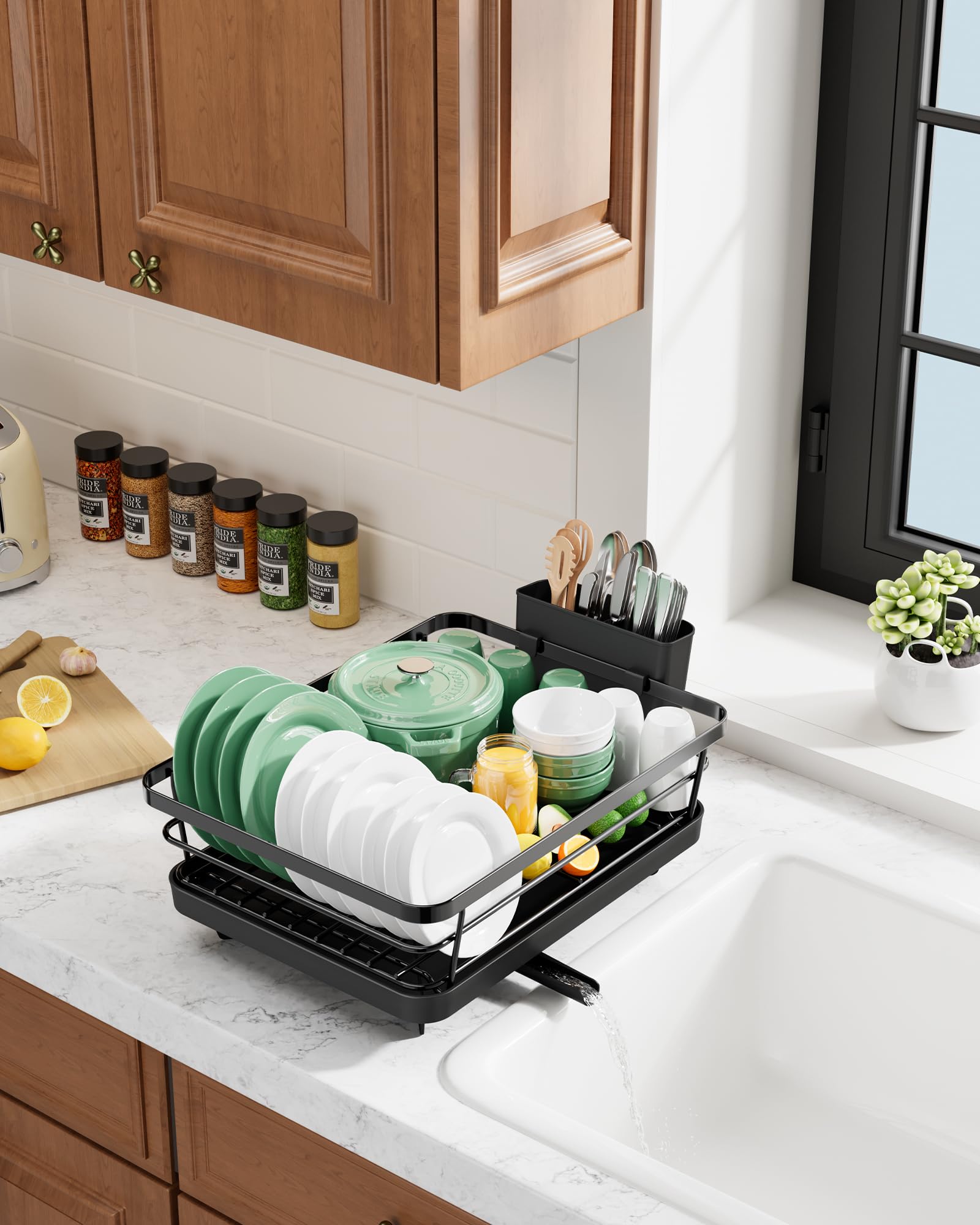 Kitsure organizador para platos, cuencos y cubiertos en un solo conjunto.