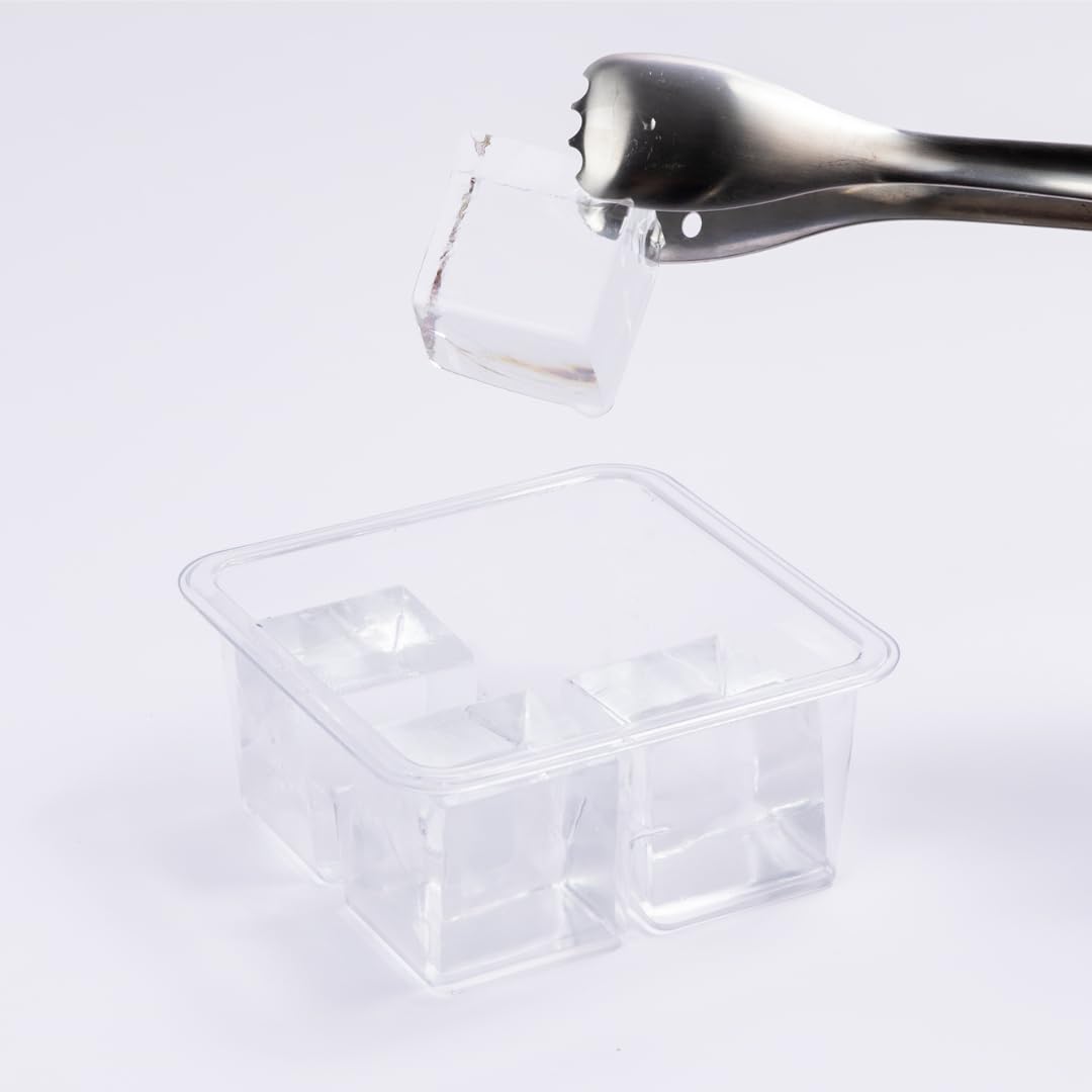 Klaris: diseño interior que separa cubos de hielo 2 pulgadas para acceso rápido.