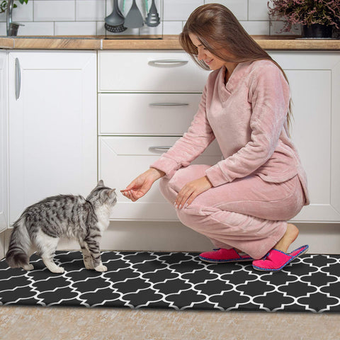 KMAT tamaño rectangular ofrece amplia zona para estar de pie en la cocina.