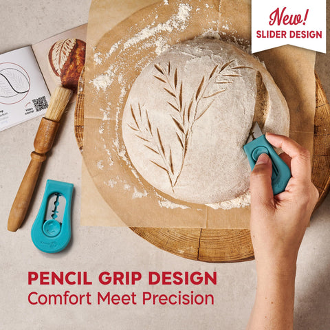 KNEADACE Lame Pan Corte Preciso con cuchilla afilada para puntuación limpia.