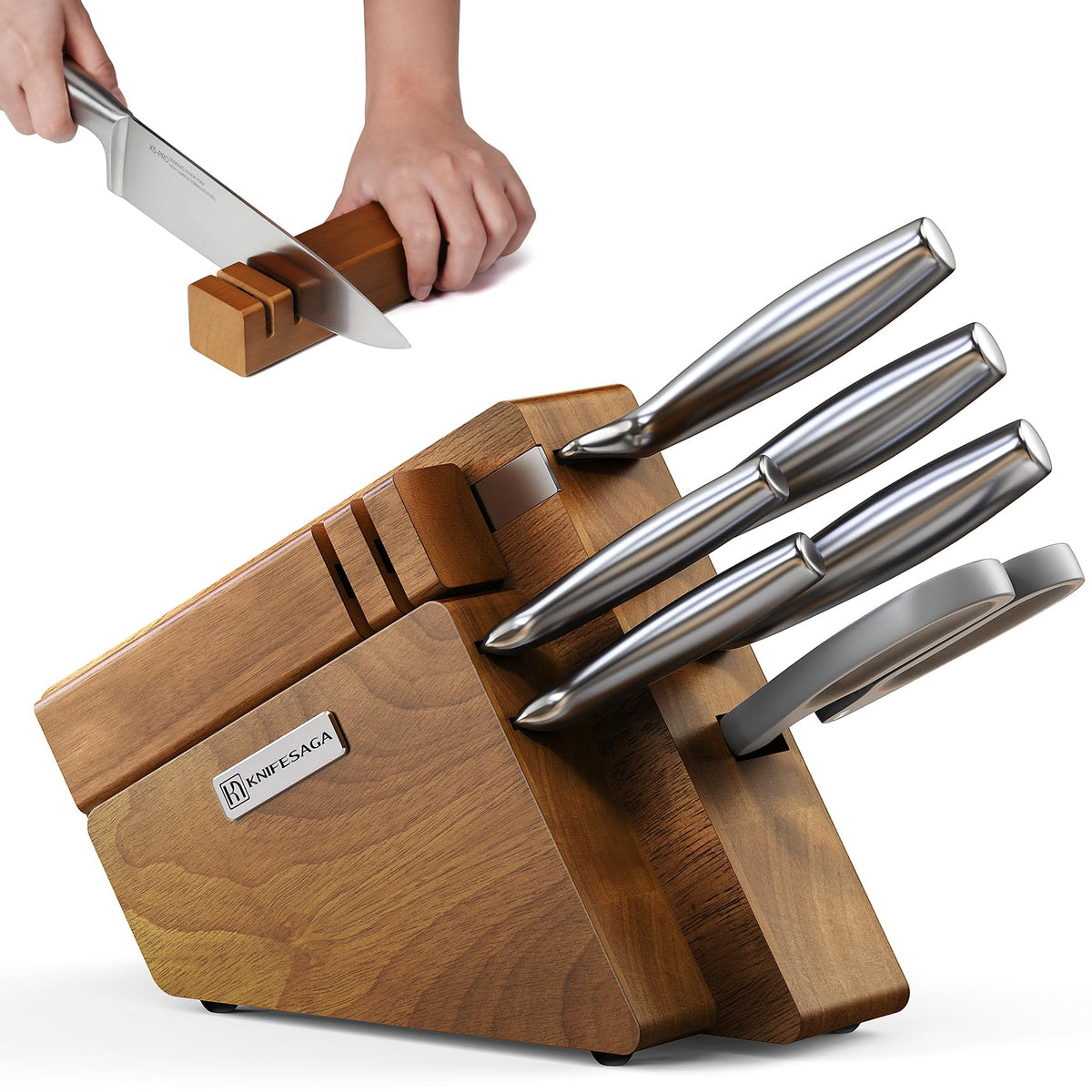 Cuchillo chef KnifeSaga de 8 pulgadas para cortes precisos.