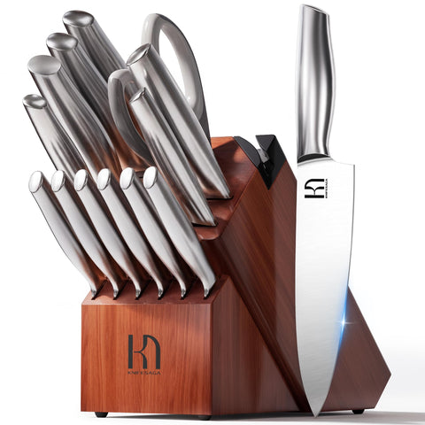 KnifeSaga set de cuchillos de alta gama, ofrece corte preciso para uso diario.