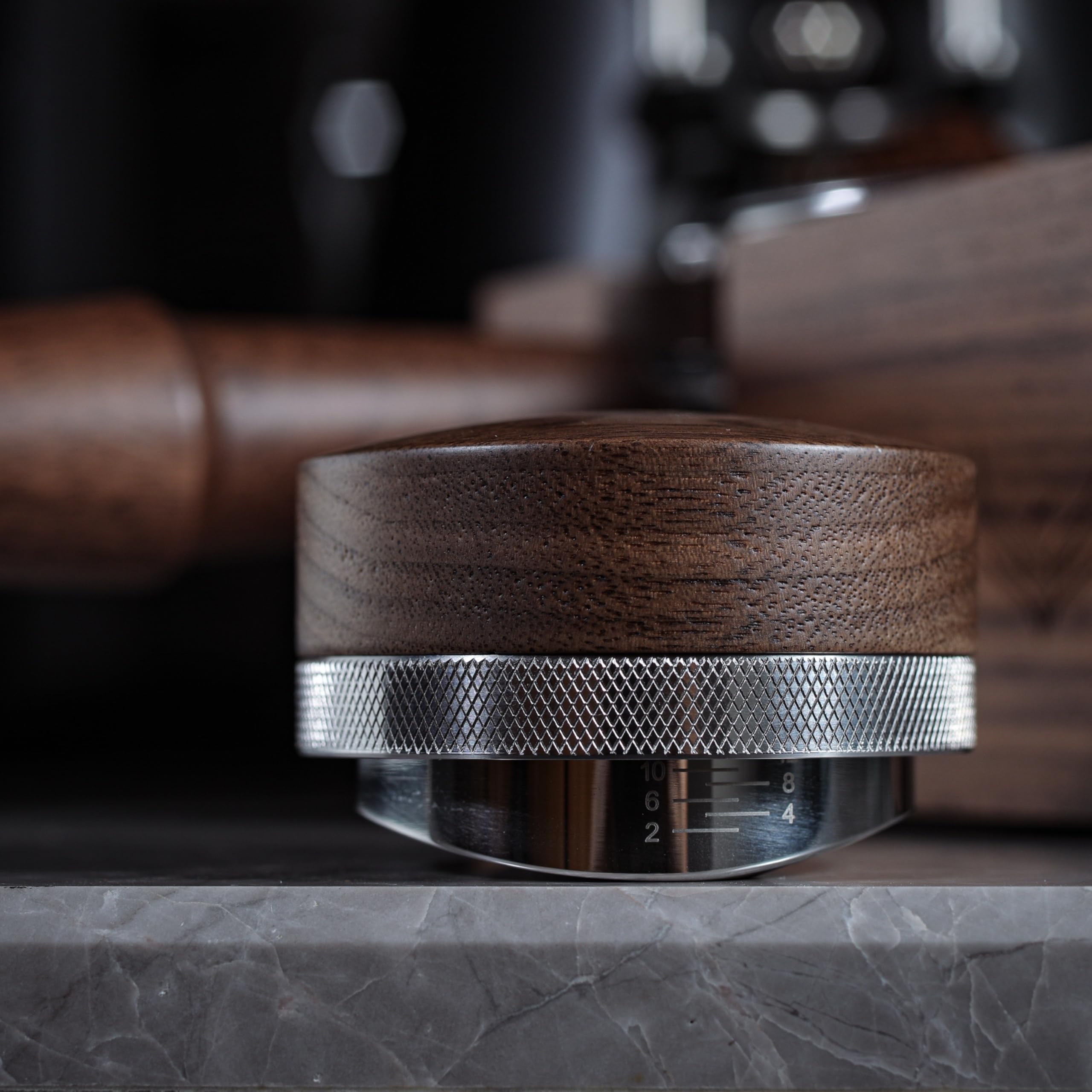 Knodos distribuidor espresso acabado acero inoxidable, durabilidad para uso diario.