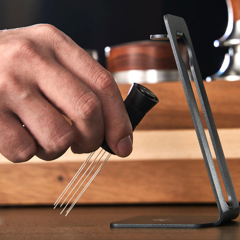 Tapa magnética para almacenamiento rápido y orden en la barra de espresso