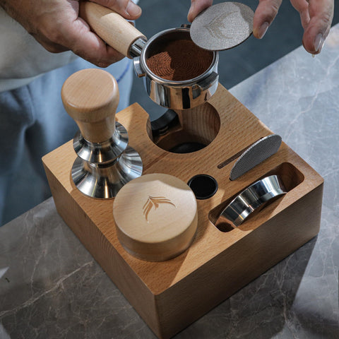 KNODOS: fácil de limpiar estación 58mm, mantenimiento sencillo para tu área de barista.