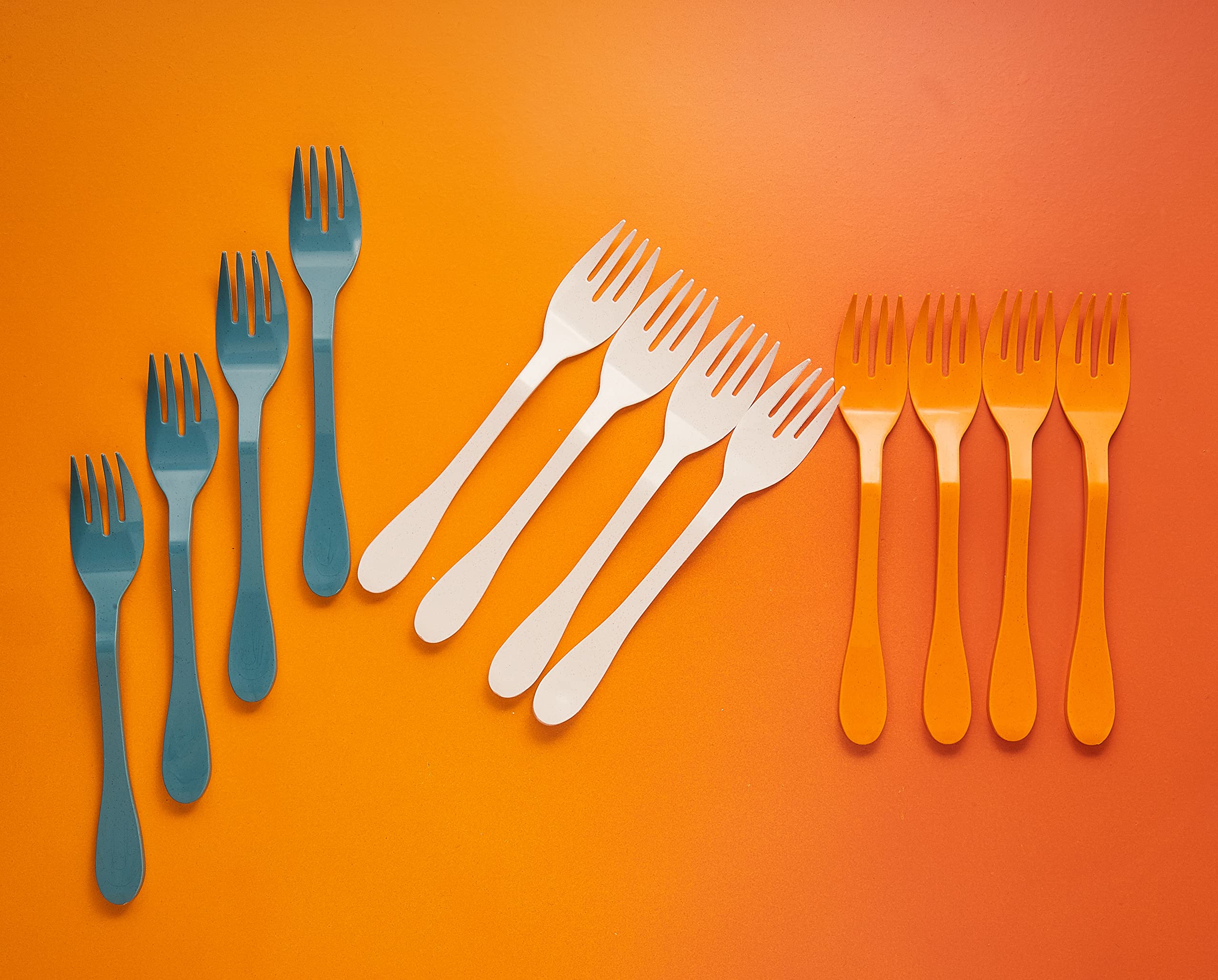 KNORK Eco diseño ergonómico con filo incorporado para mayor comodidad.