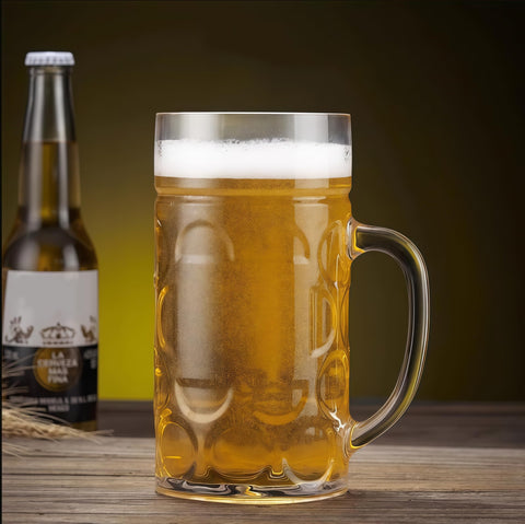 Juego Komost de 2 vasos cerveza con asas, perfecto para fiestas.