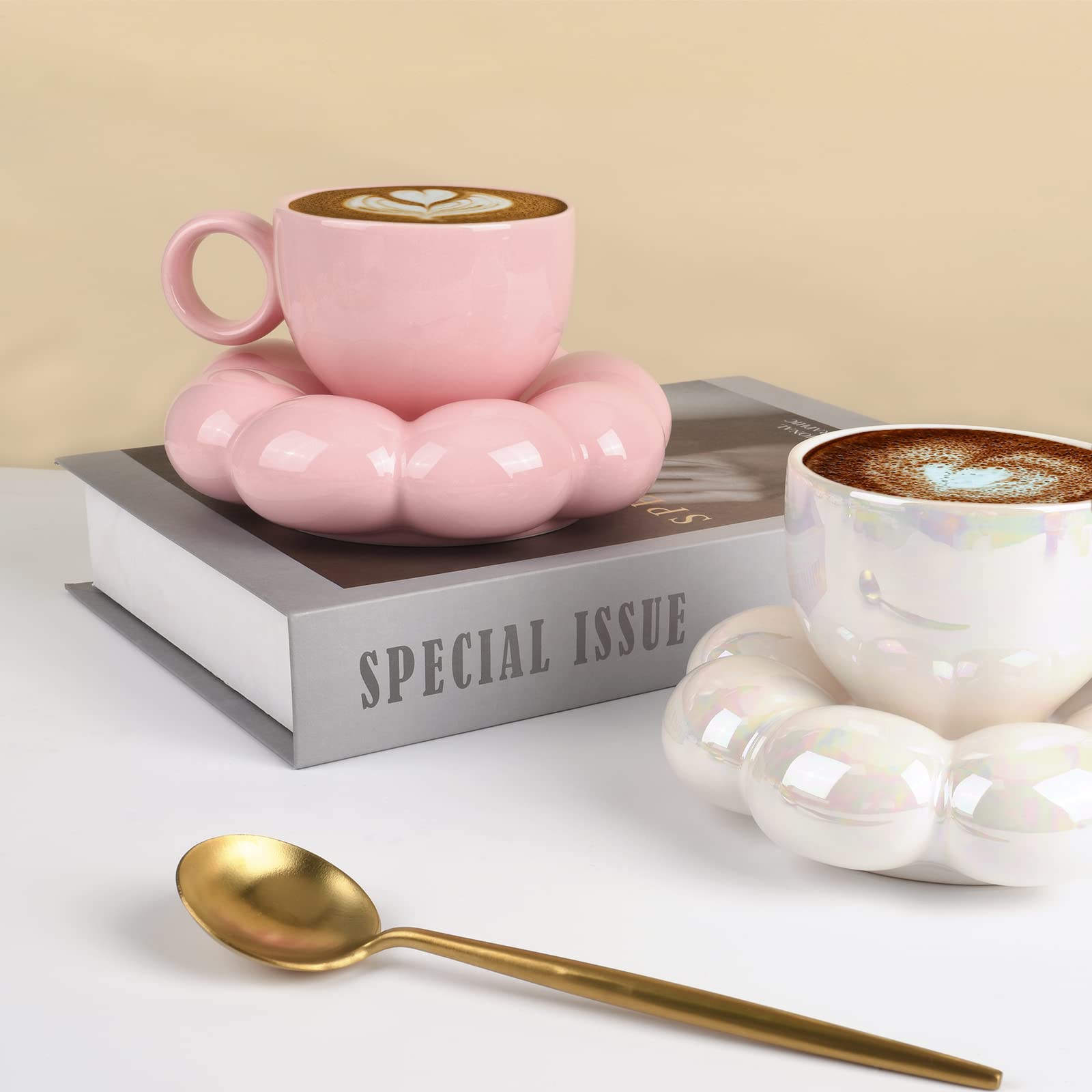 Presentación regalo taza Koythin, ideal para ocasiones especiales.