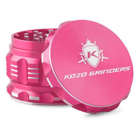 KOZO molinillo de 2.5 pulgadas con tapa magnética para uso cómodo y limpio.
