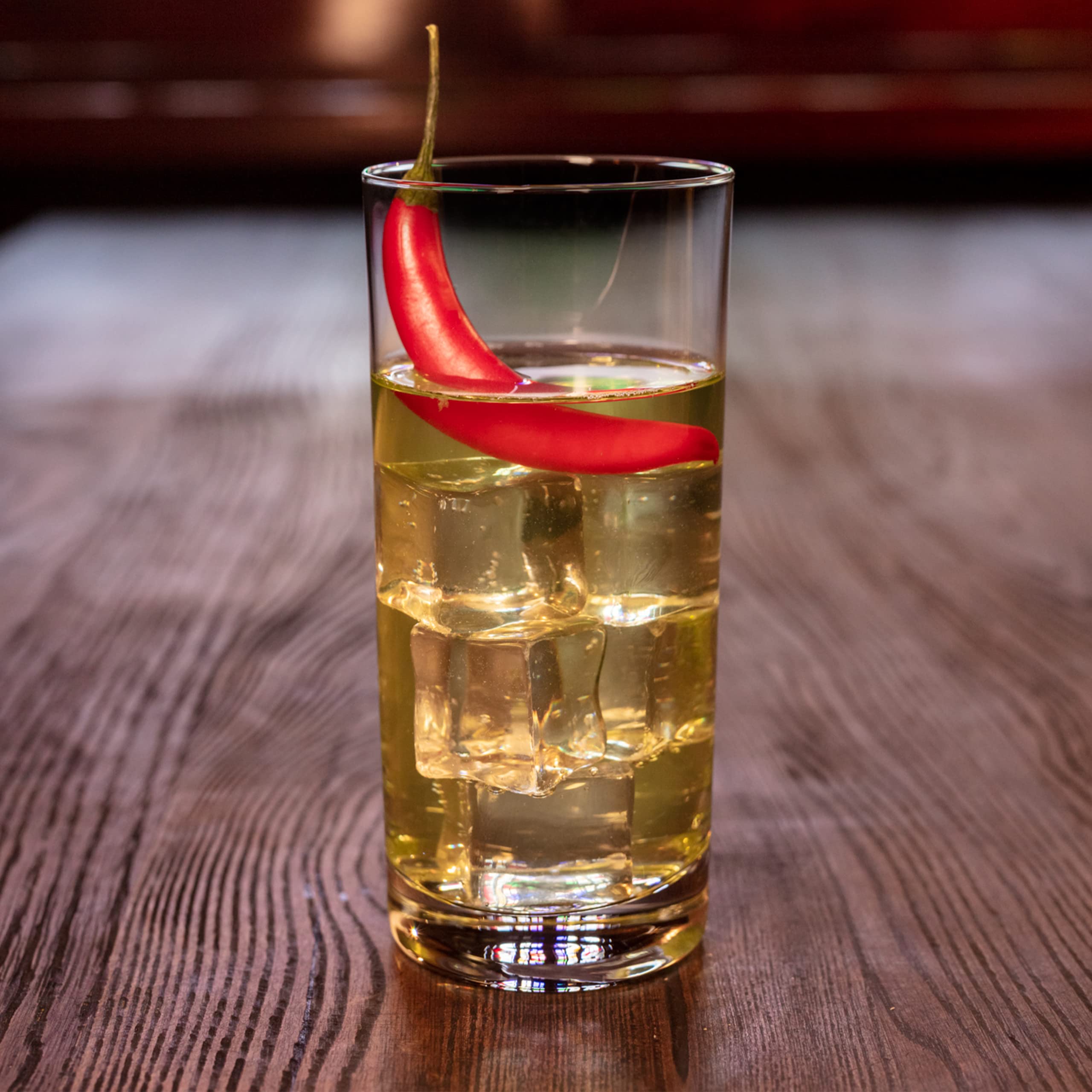 Krosno uso diario con vasos highball duraderos y fáciles de sostener
