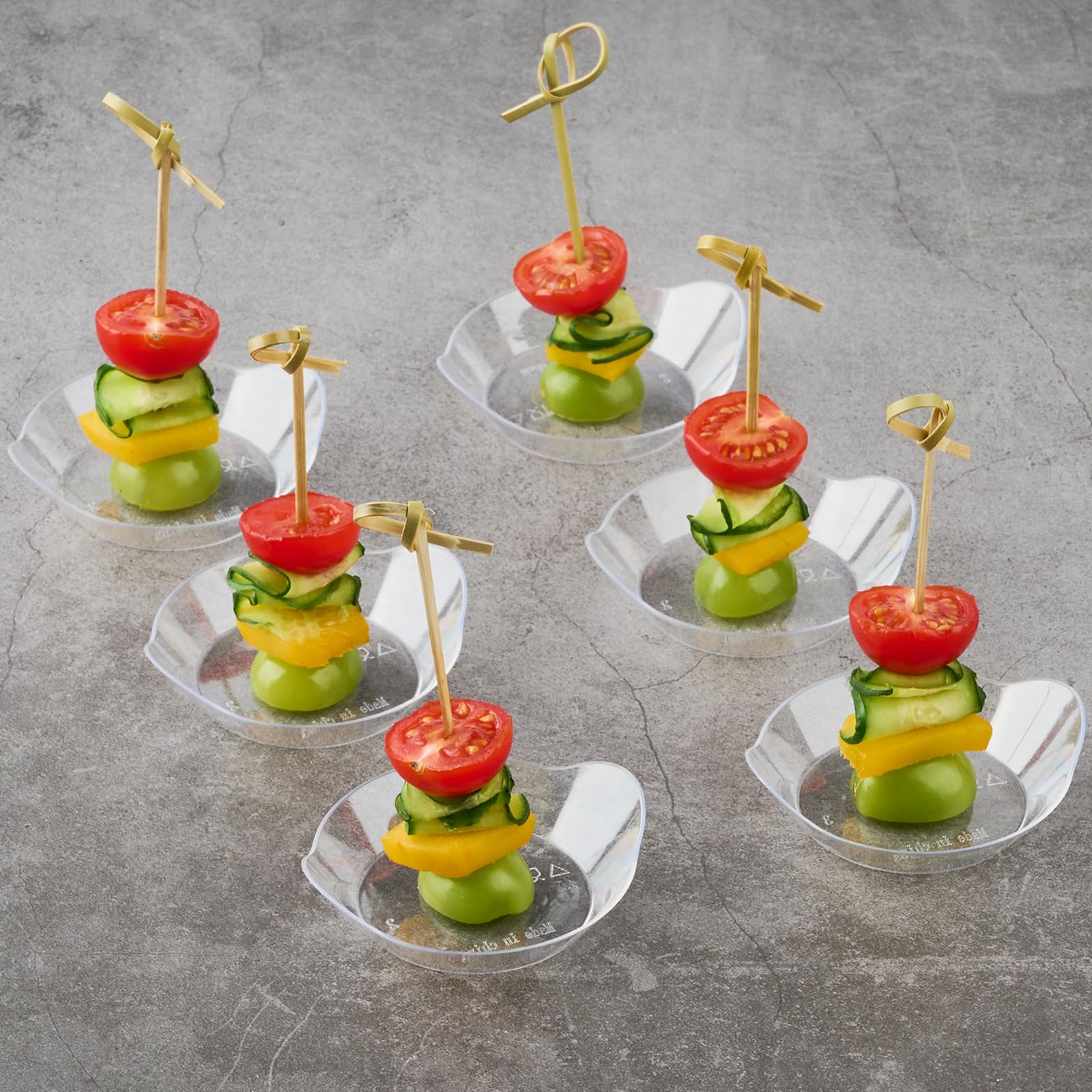 Kucoele uso en fiestas y buffets para realzar la presentación.